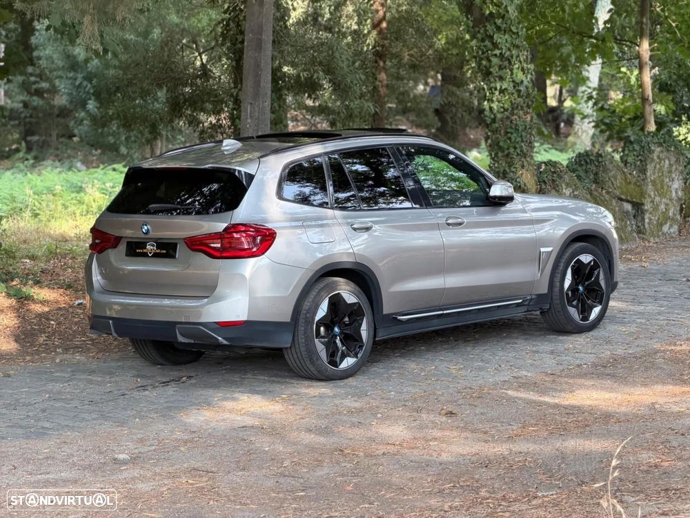 BMW iX3 M Sport Impressive - 41