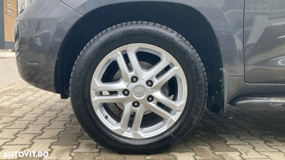 Toyota Land Cruiser D-4D Automatik 60th Anniversary - 16