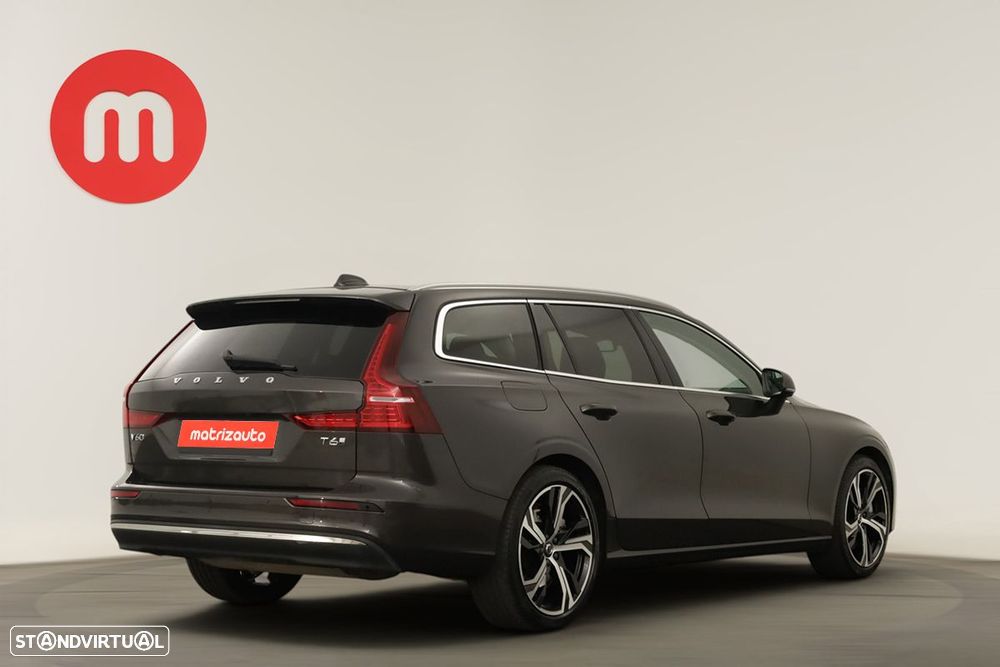Volvo V60 2.0 T6 AWD TE Essential - 4