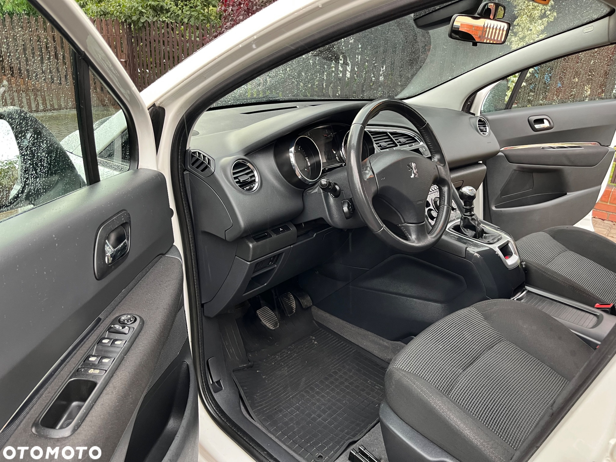 Peugeot 5008 1.6 HDi Active 7os - 19