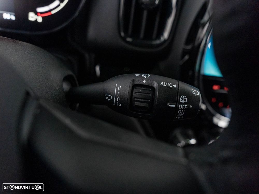 MINI Countryman Cooper SE Premium Essential Auto - 23