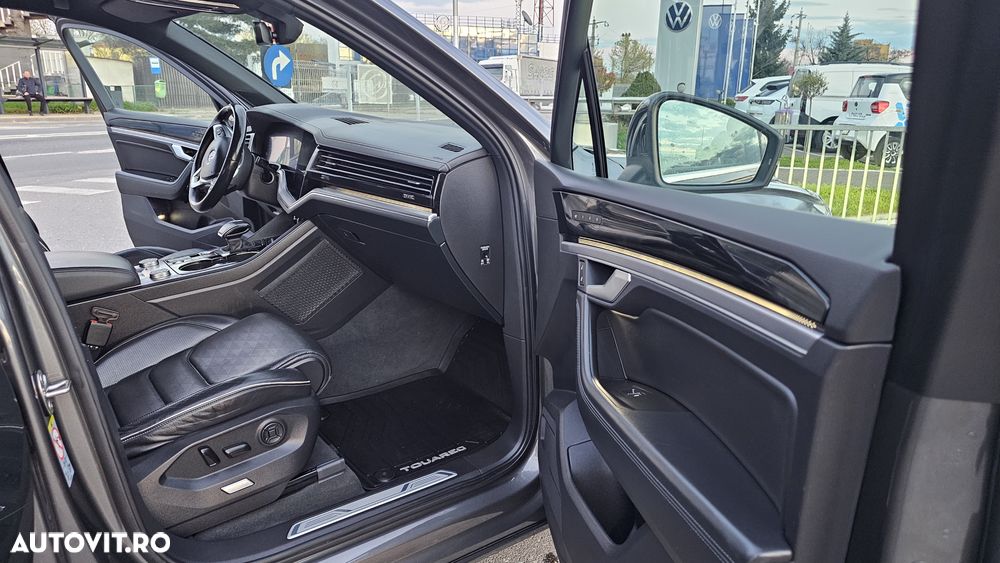 Volkswagen Touareg 3.0 V6 TDI 4Motion DPF Automatik R-Line - 19
