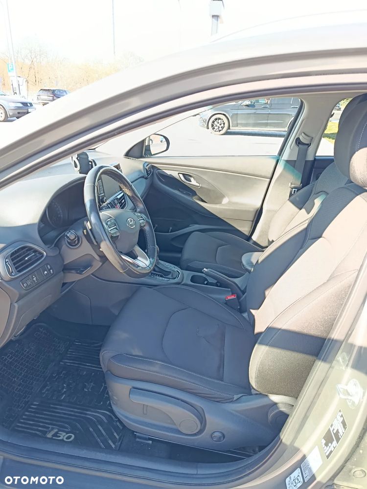 Hyundai i30 1.4 T-GDI Comfort DCT - 6