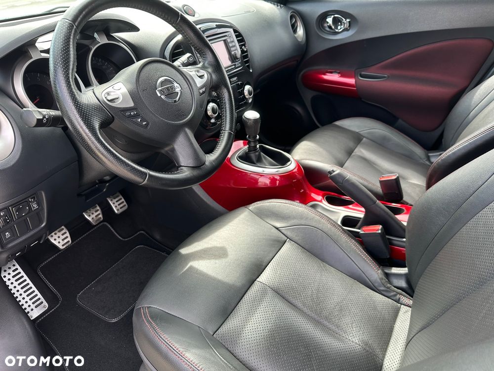 Nissan Juke 1.6 T Tekna - 8