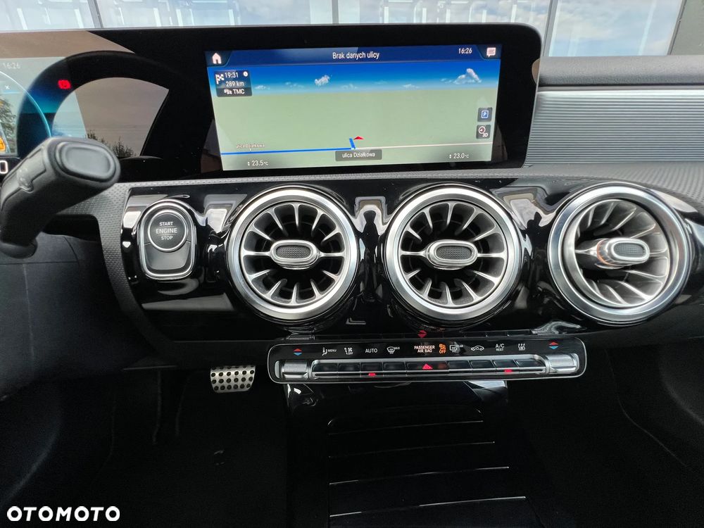 Mercedes-Benz Klasa A 250 E AMG Line 8G-DCT - 19
