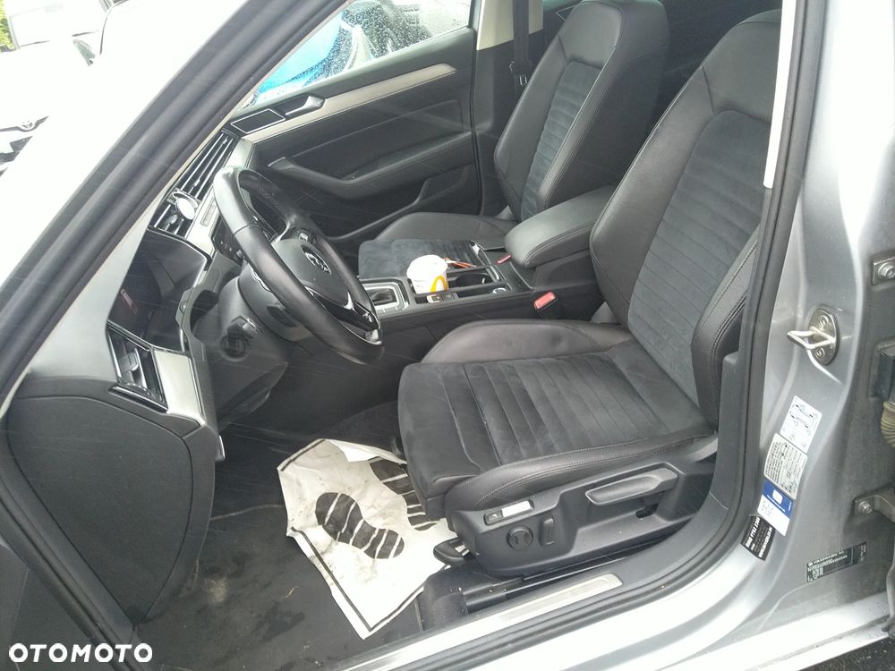 Volkswagen Passat 2.0 TDI SCR (BlueMotion Technology) DSG Highline - 15
