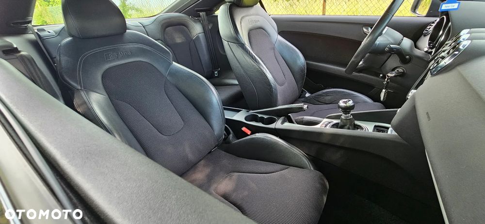 Audi TT Coupé 2.0 TDI Quattro - 8