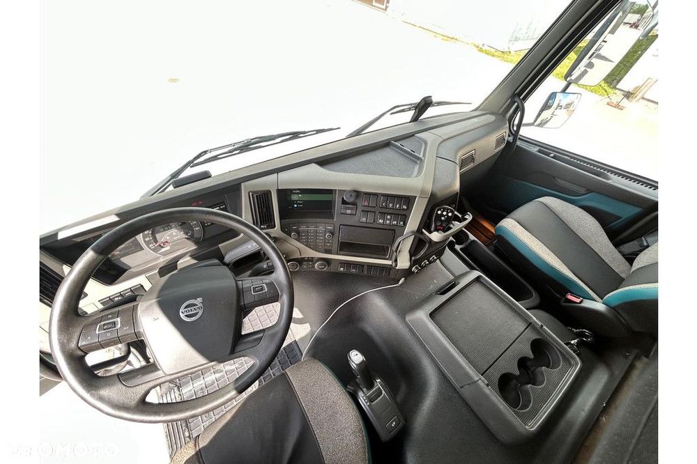 Volvo FM330 4X2 EURO6 + VEB - 15