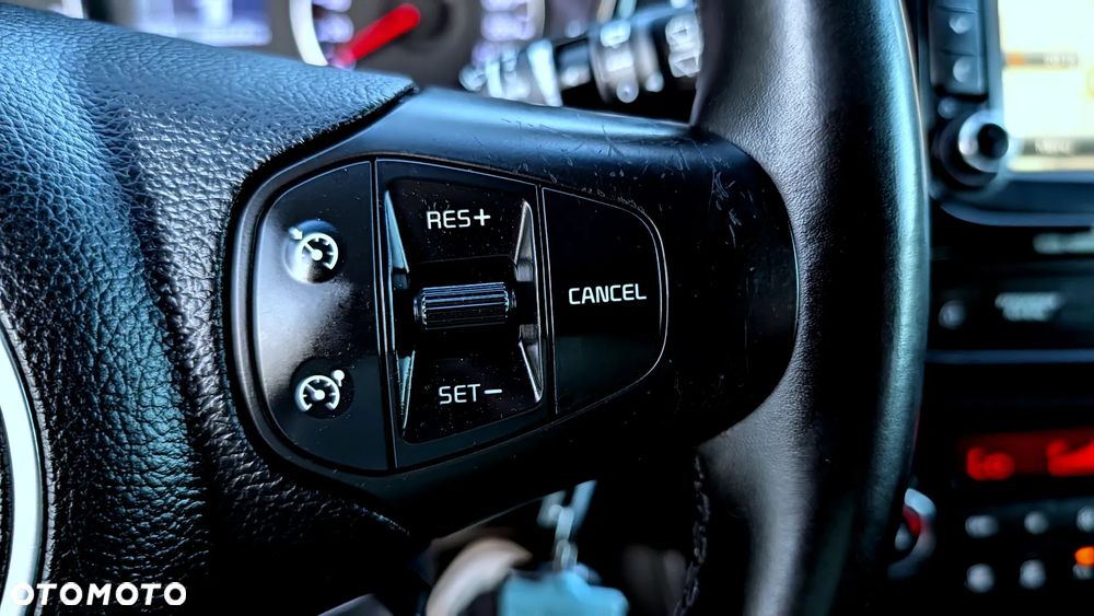 Kia Carens 1.6 GDI Edition 7 - 38
