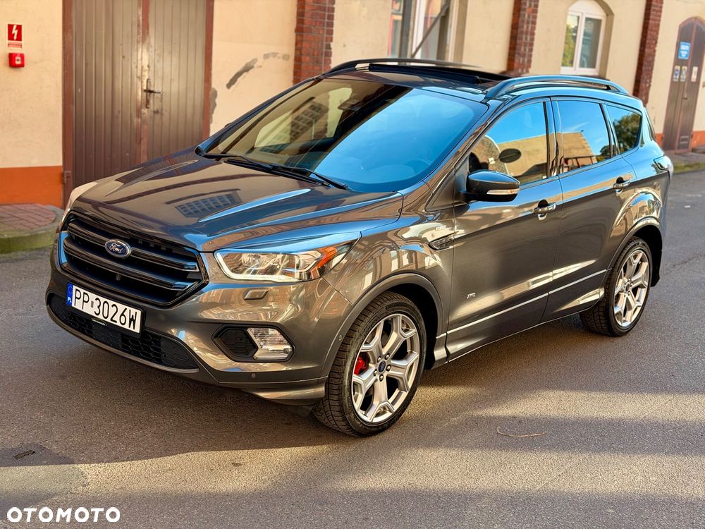 Ford Kuga 2.0 TDCi 4x4 ST-Line - 4