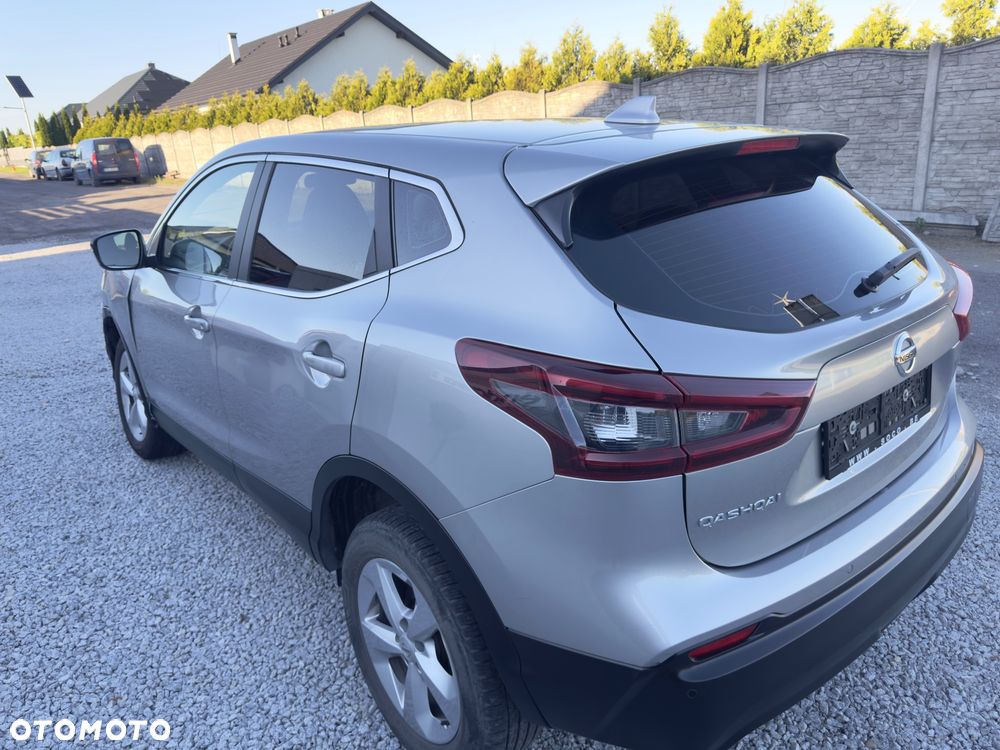 Nissan Qashqai 1.5 dCi N-Connecta - 11