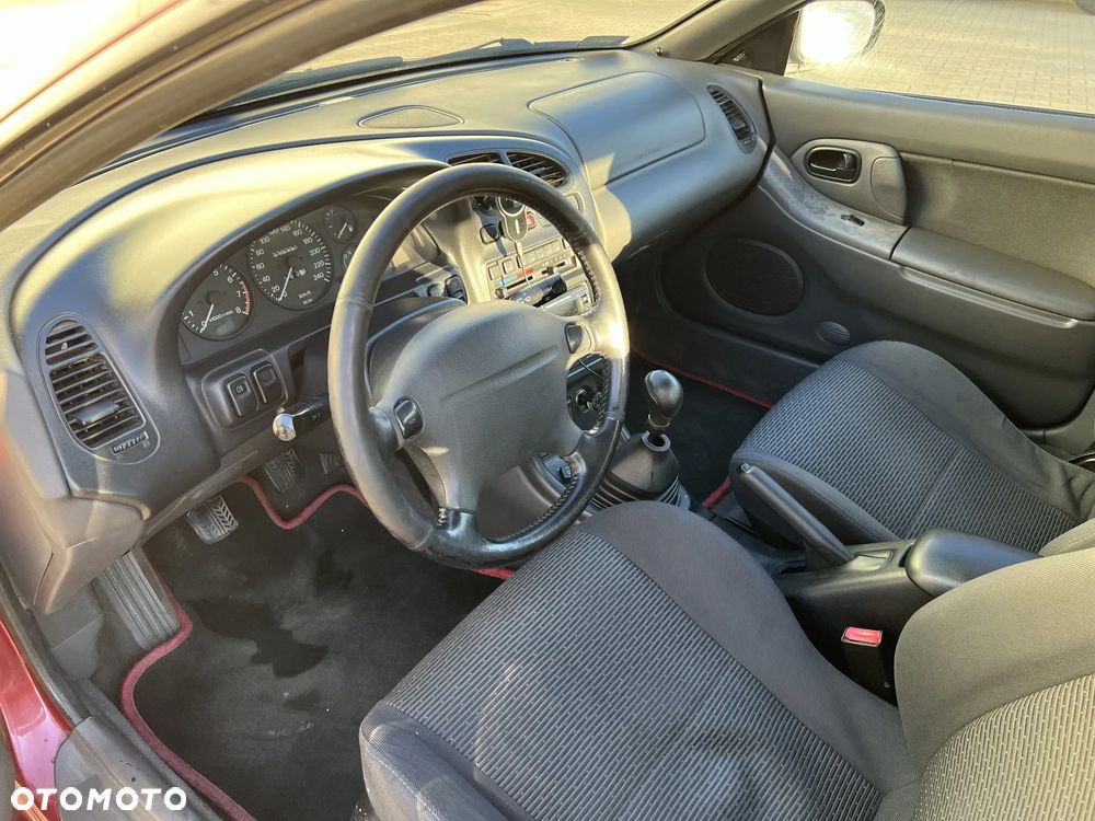Mazda 323F 1.5 - 10