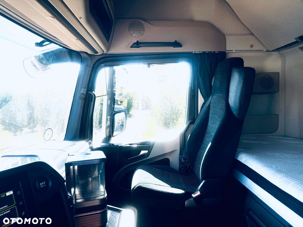 Mercedes-Benz Actros 2548 / 6x2 / GigaSpace - 12