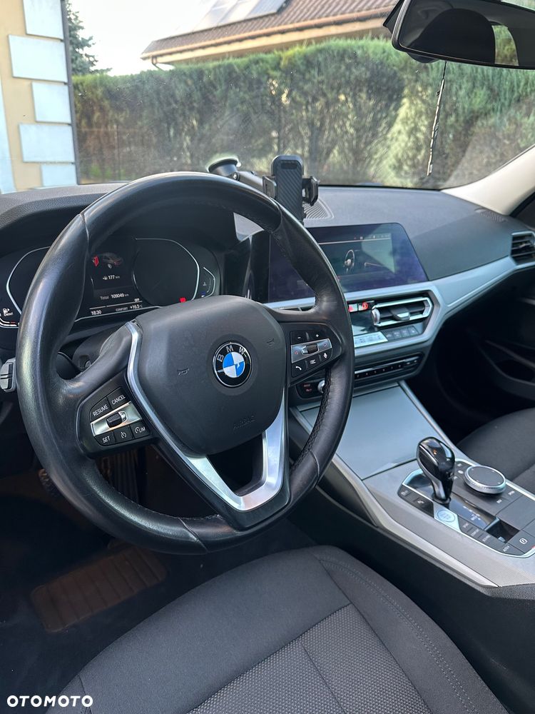 BMW Seria 3 320d - 6