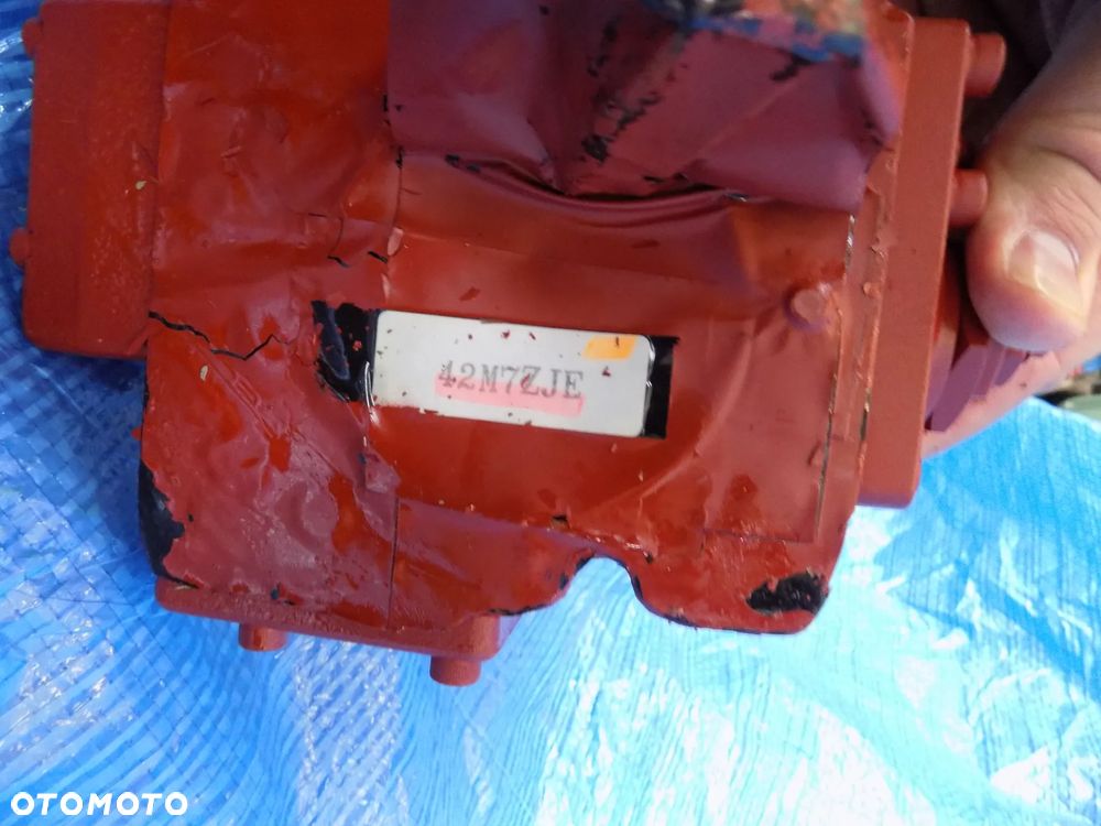 regulator pompy hydraulicznej LJ017480 case cx350b - 5