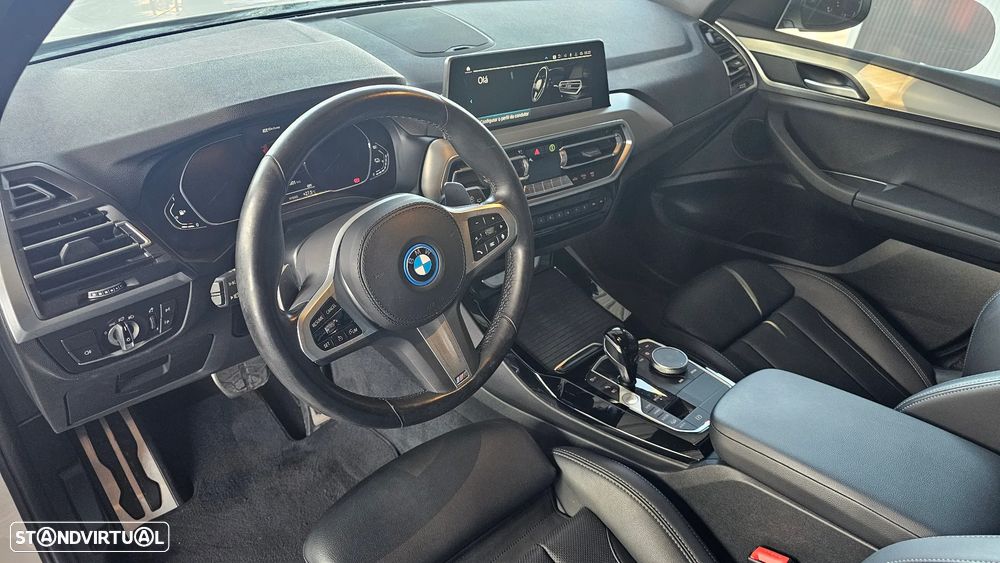 BMW X3 30 e xDrive Pack M Desportivo - 11