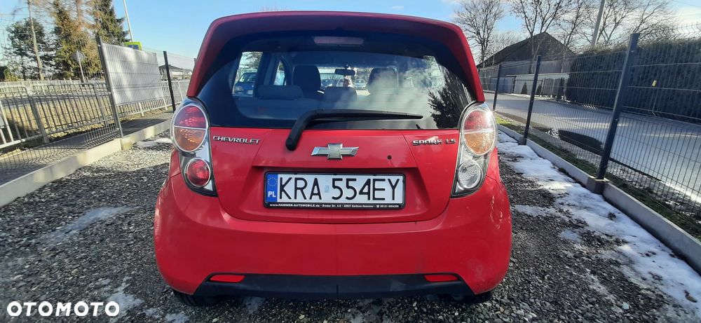 Chevrolet Spark - 36