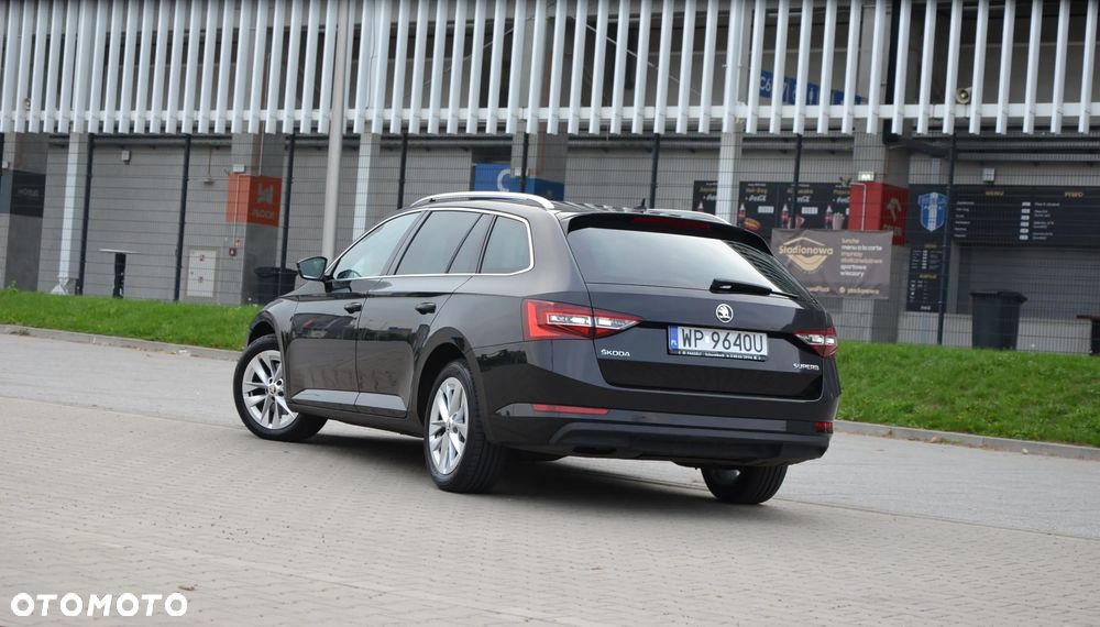 Skoda Superb 2.0 TDI Style - 5