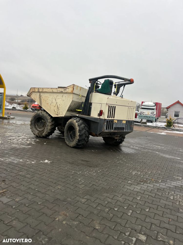 Terex - 8