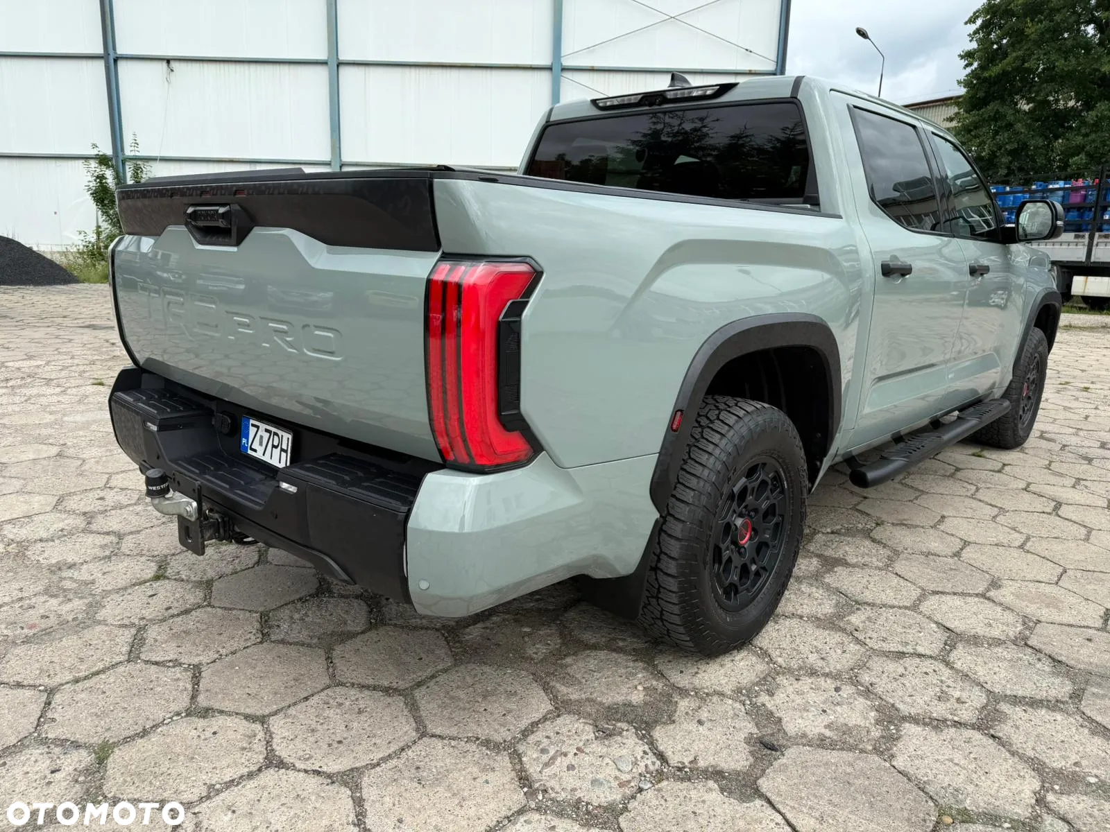 Toyota Tundra - 14