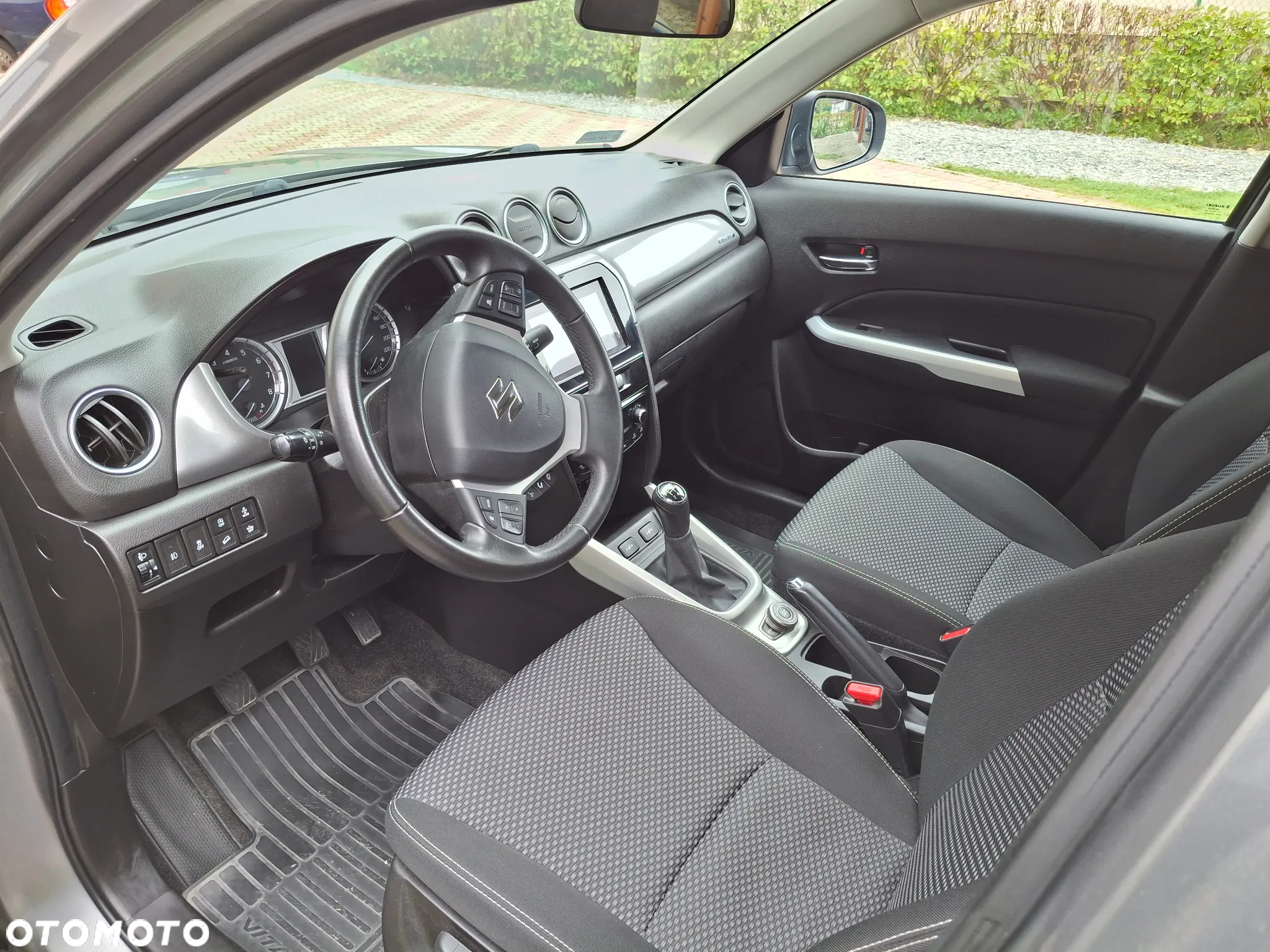 Suzuki Vitara - 10