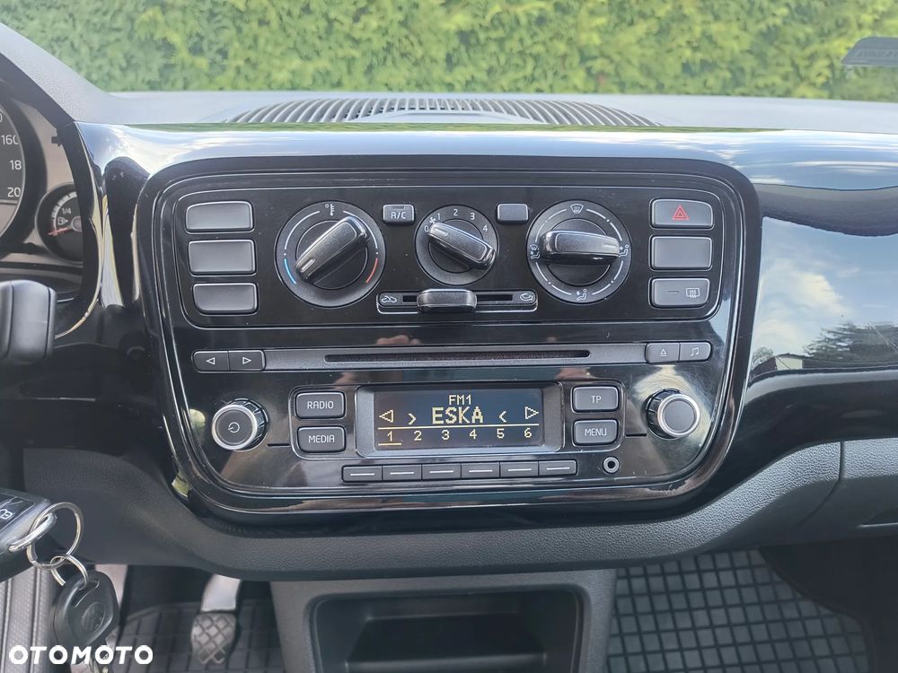 Volkswagen up! - 15
