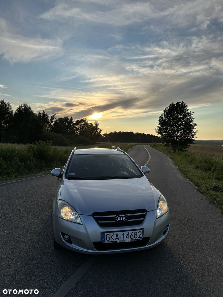 Kia Ceed - 3