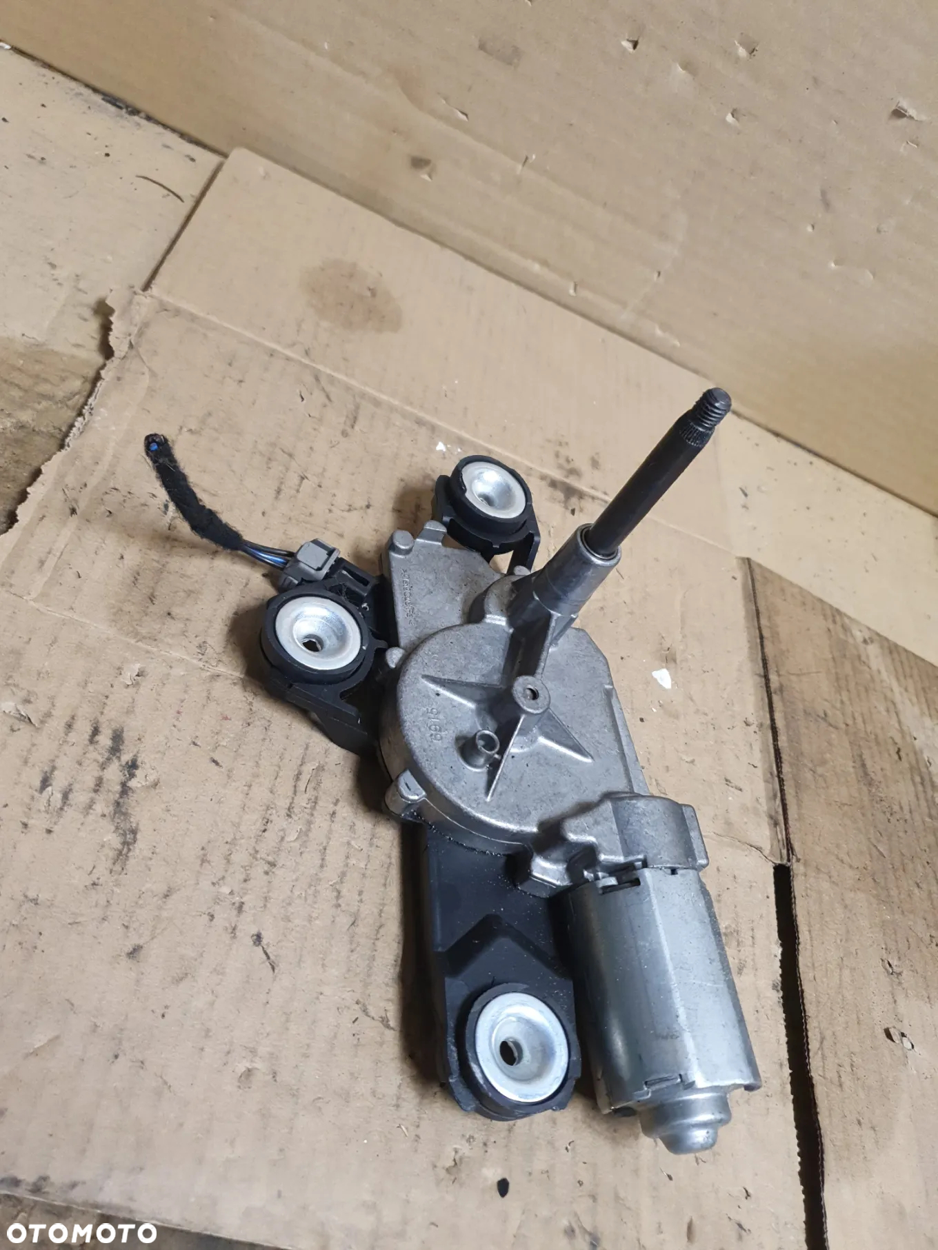 SILNICZEK WYCIERACZKI TYLNEJ MONDEO IV MK4 LIFT - 2