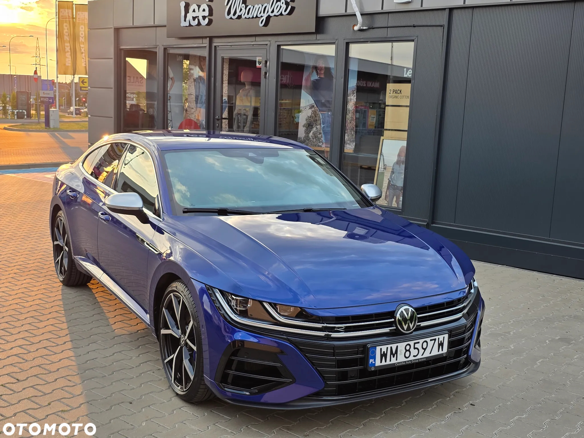 Volkswagen Arteon 2.0 TSI 4Motion R DSG - 29
