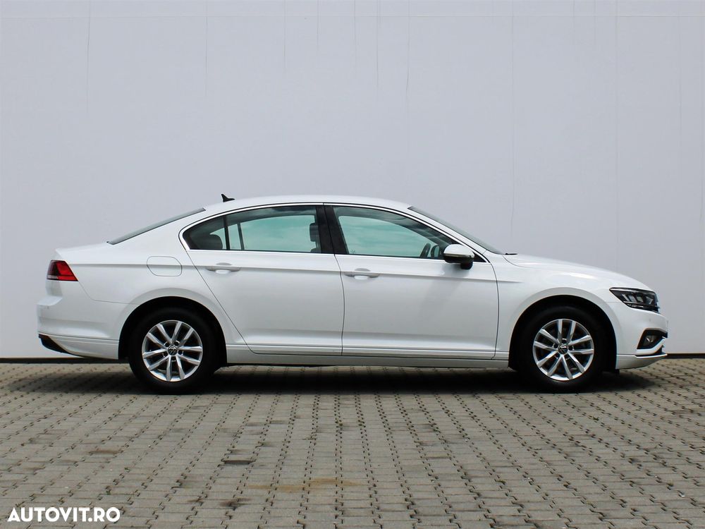 Volkswagen Passat 1.5 TSI ACT DSG Comfortline - 7