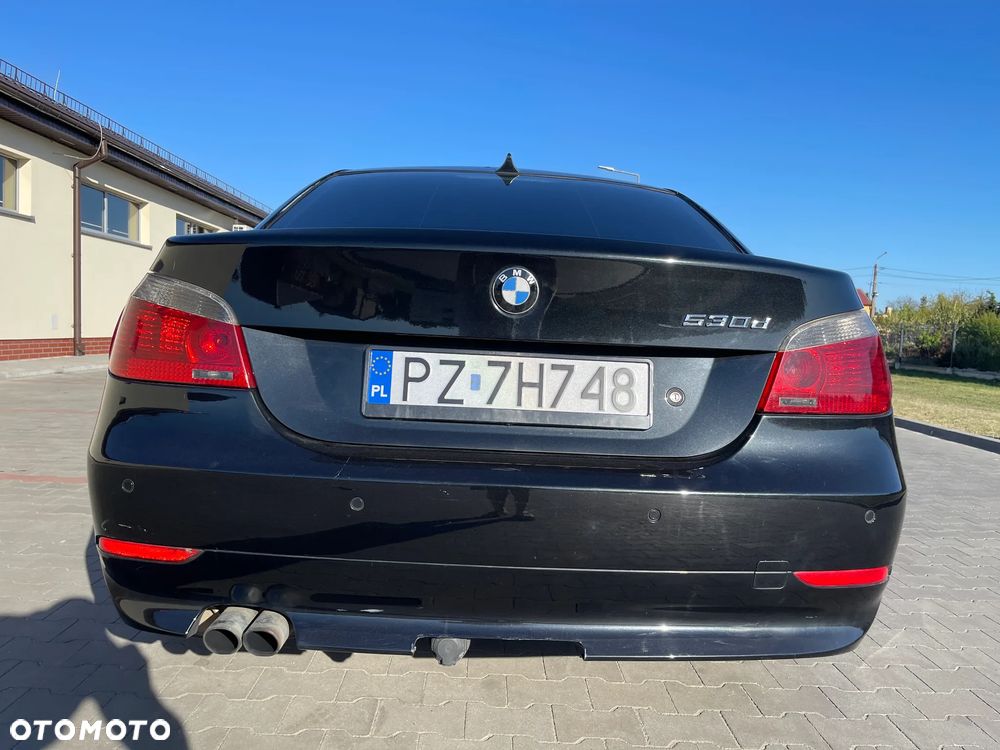BMW Seria 5 530d - 32