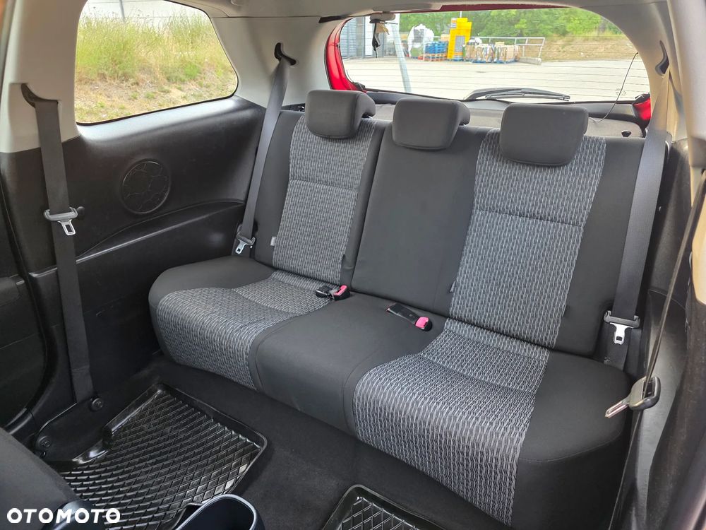 Toyota Yaris - 7