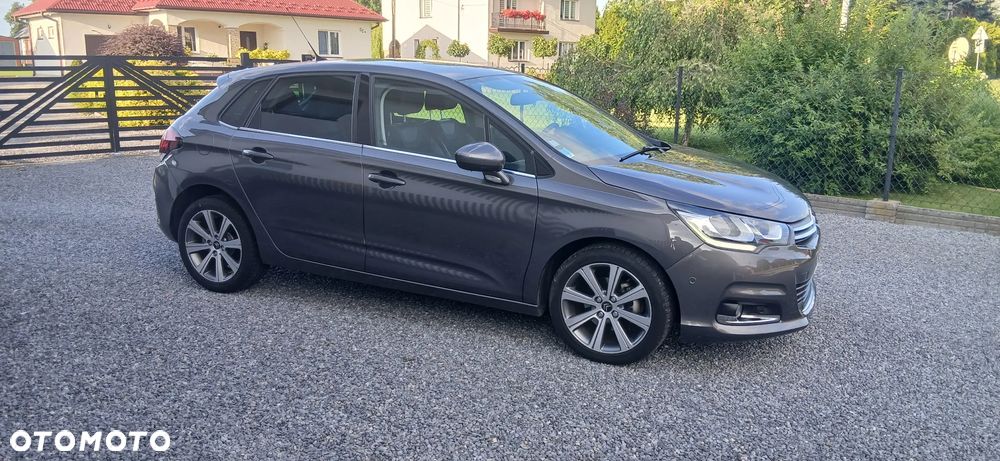 Citroën C4 e-HDi 115 ETG6 Exclusive - 4