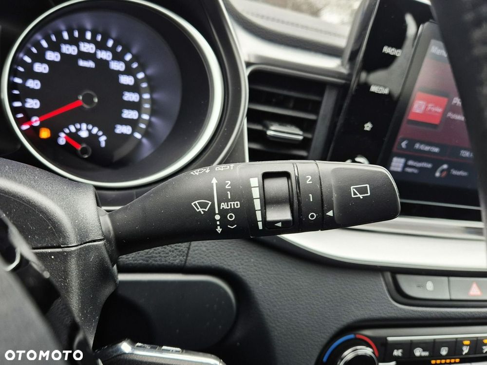 Kia Ceed 1.5 T-GDI M - 21