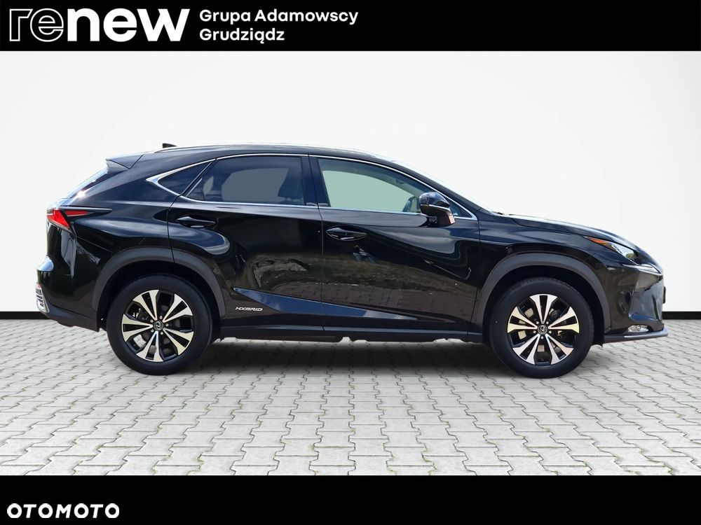 Lexus NX 300h F Impression AWD - 11