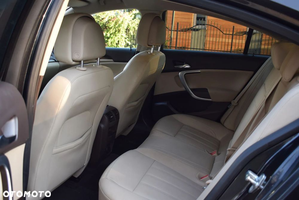 Opel Insignia 1.8 Cosmo - 11