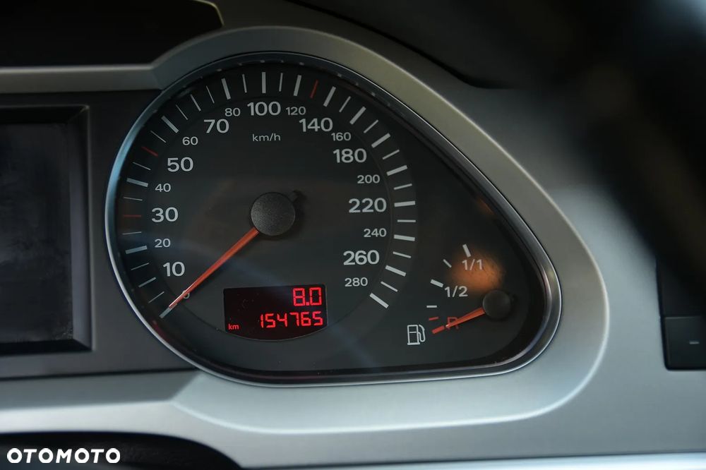 Audi A6 Avant 2.0 TDI - 33