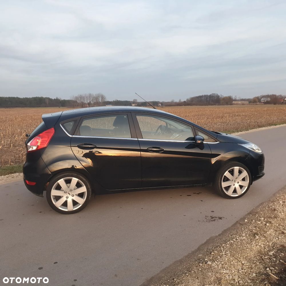 Ford Fiesta 1.25 Ghia - 5