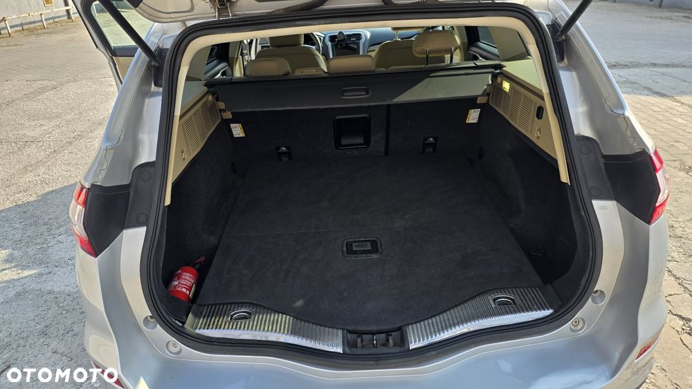 Ford Mondeo - 11