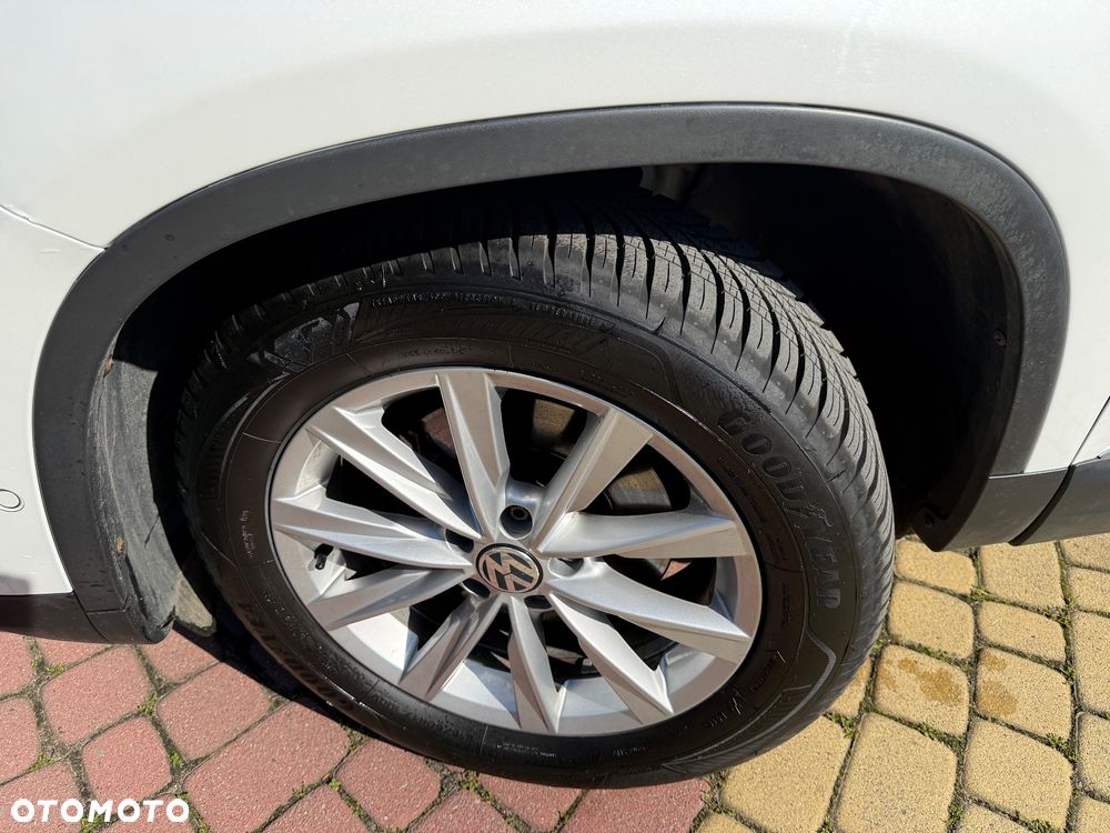 Volkswagen Tiguan 2.0 TDI SCR 4MOTION BlueMotion Technology DSG Track & Style - 14
