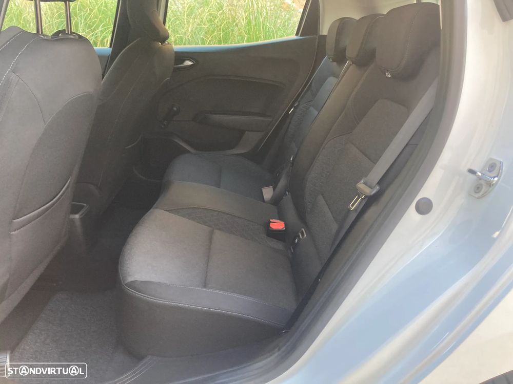 Renault Clio TCe 90 EVOLUTION - 26