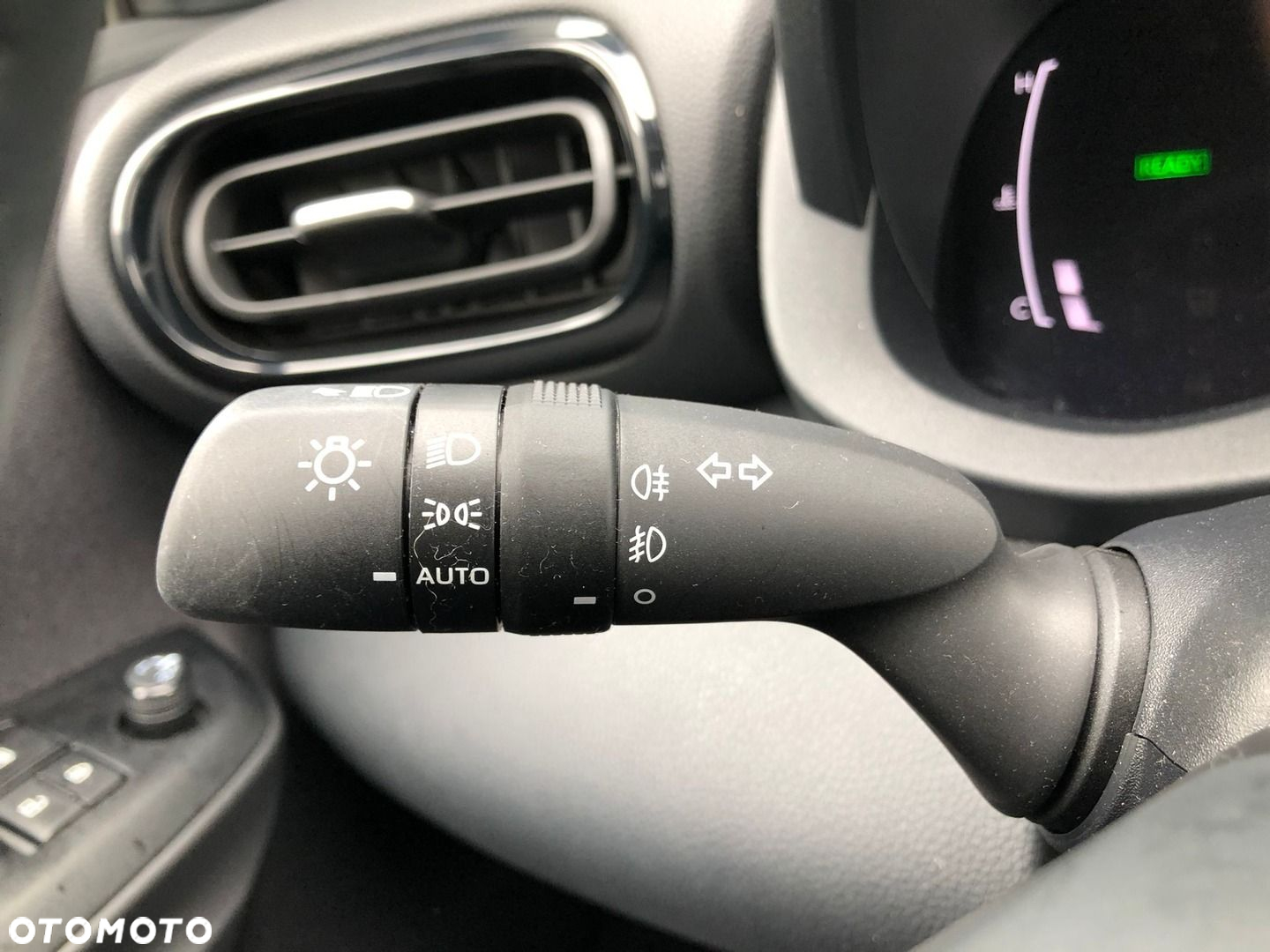 Toyota Yaris - 29