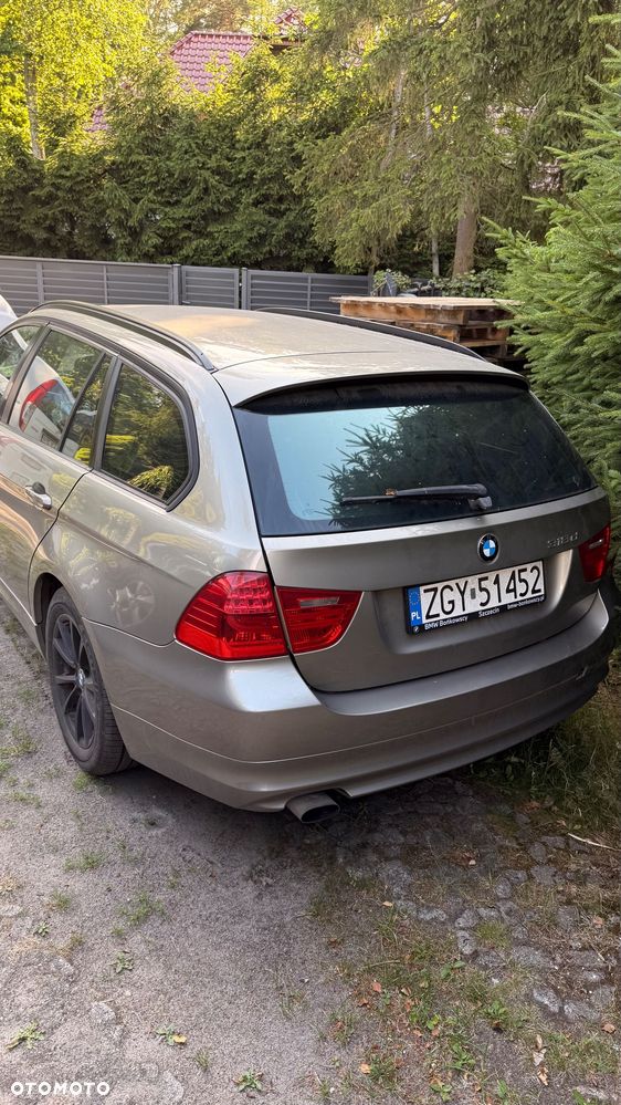 BMW Seria 3 - 1