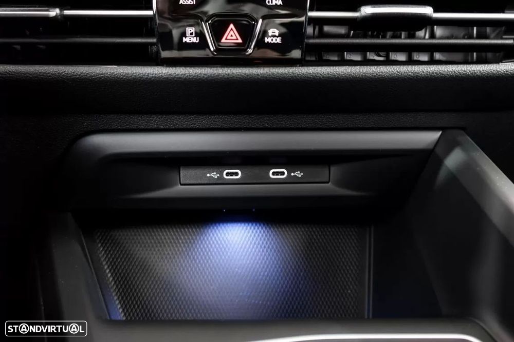 Volkswagen Golf 2.0 TDI Style DSG — fotografia 16