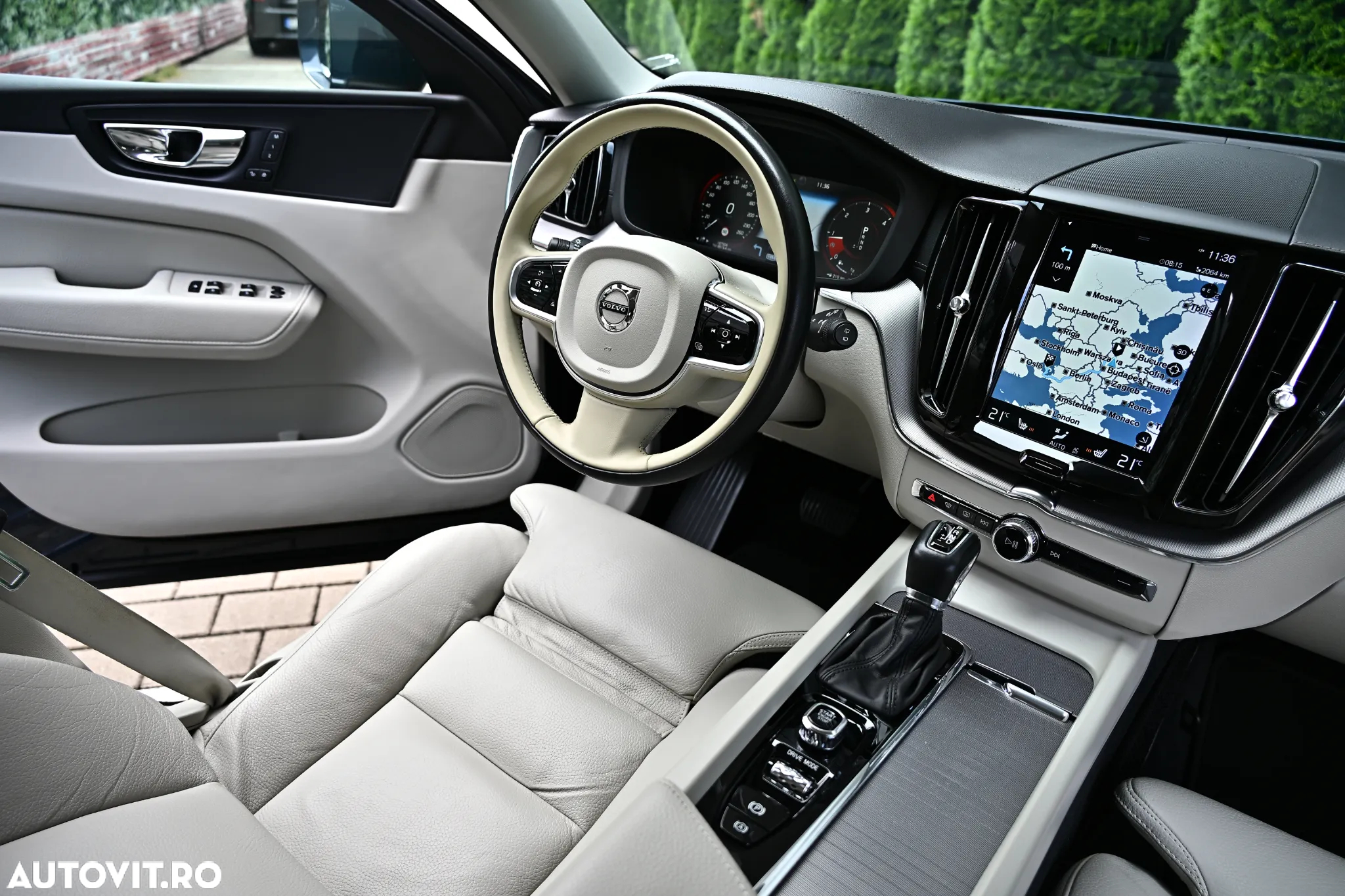Volvo XC 60 D4 AWD Geartronic Inscription - 14