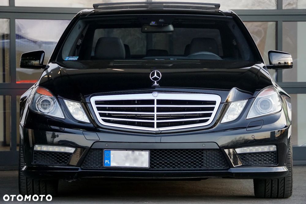 Mercedes-Benz Klasa E 63 AMG AMG Speedshift 7G-MCT - 2