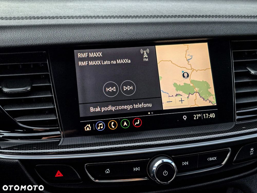 Opel Insignia - 21