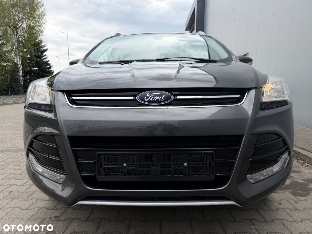 Ford Kuga 1.5 EcoBoost 2x4 Titanium - 2