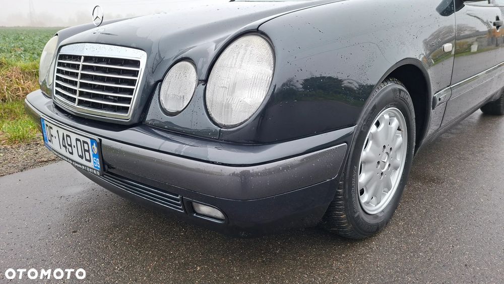 Mercedes-Benz Klasa E - 2