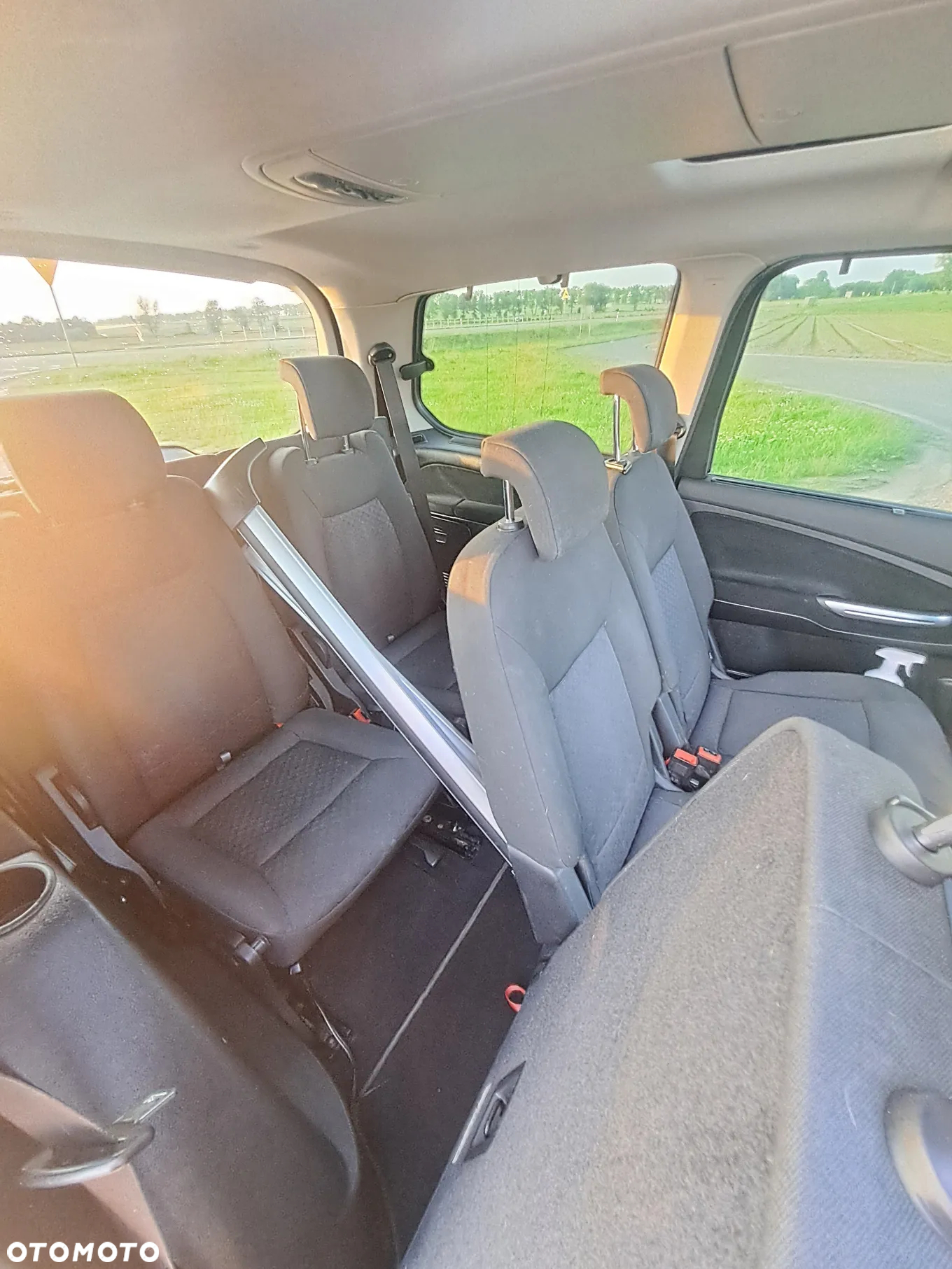 Ford Galaxy 1.8 TDCi Ghia - 14